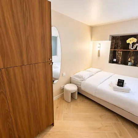 3 - 8p - Etienne Marcel Appartement